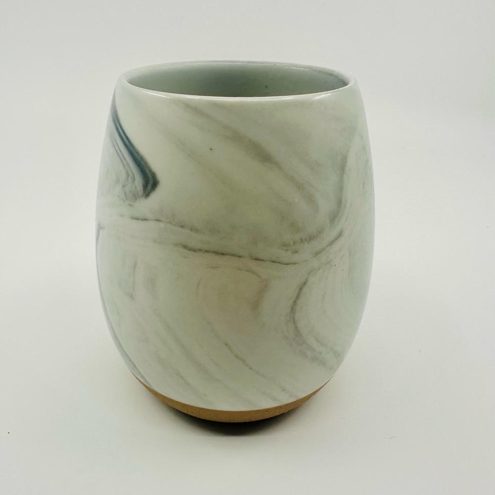Ceramic Marbled Mug – Modern Minimalist Design - Picture 4 of 6